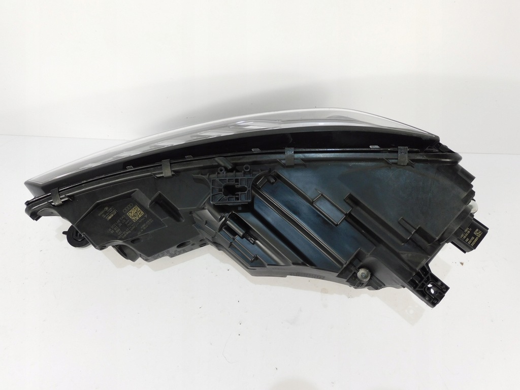 фото №13, Audi rs4 a4 b9 lift лампа правая matrix 8w0941036k 8w0941036m 8w0941036j