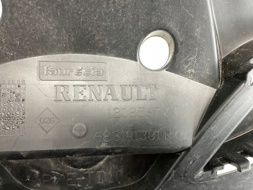 фото №9, Renault kangoo ii 2 lift підсилювач решітка радіатора решітка радіатора бампера перед передній