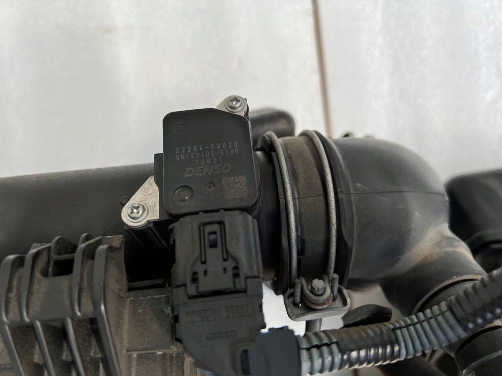 фото №8, Корпус фільтра повітря toyota auris 177010t130