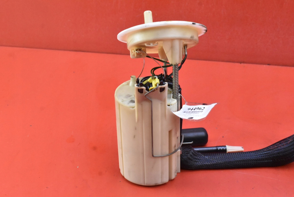 Купить Помпа насос топлива 0580314028 bmw e63 4.4 v8 333 km 03-07