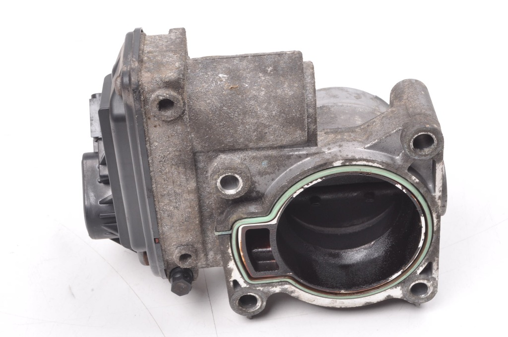 фото №6, Ford focus ii volvo c30 s40 ii v50 c70 2.0 16v 146km дроссельная заслонка 4m5g-fa