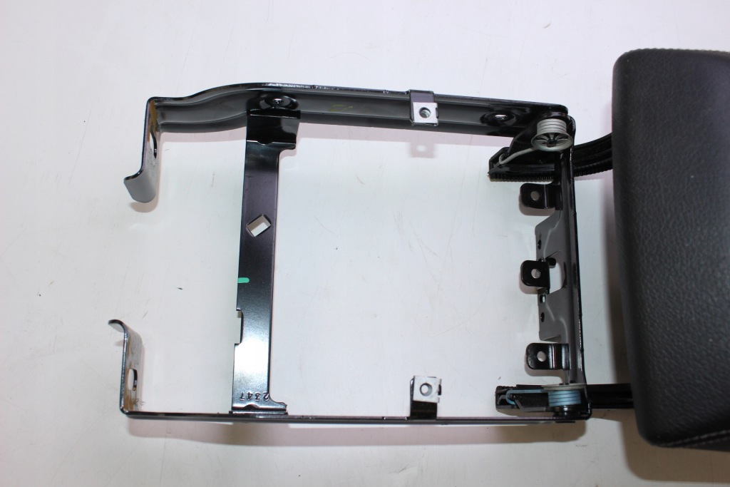 фото №10, Подлокотник консоли центральной bmw x3 f25 чёрный 10500650