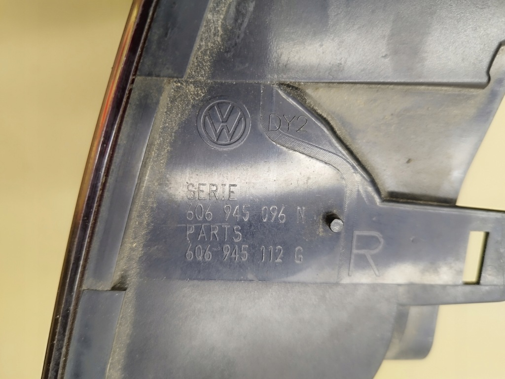 фото №11, Лампа правая задняя задняя vw polo iv 9n lift lata 2006-2009