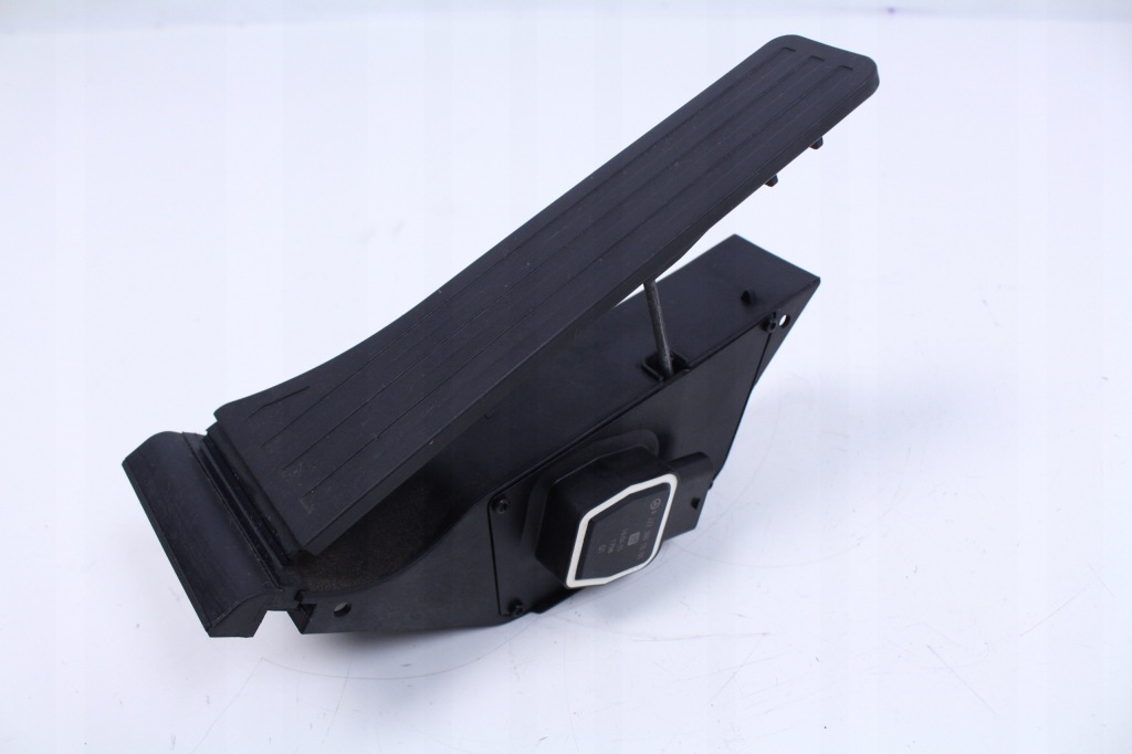 фото №3, Педаль газа smart fortwo ii 15r.electric drive