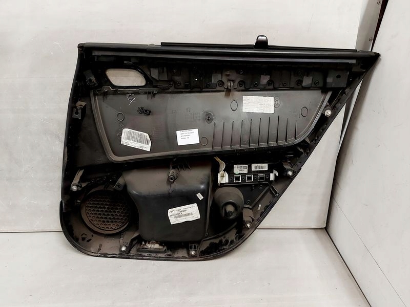 фото №7, Peugeot 407 обшивка дверь левый задняя задний кремовый шторка