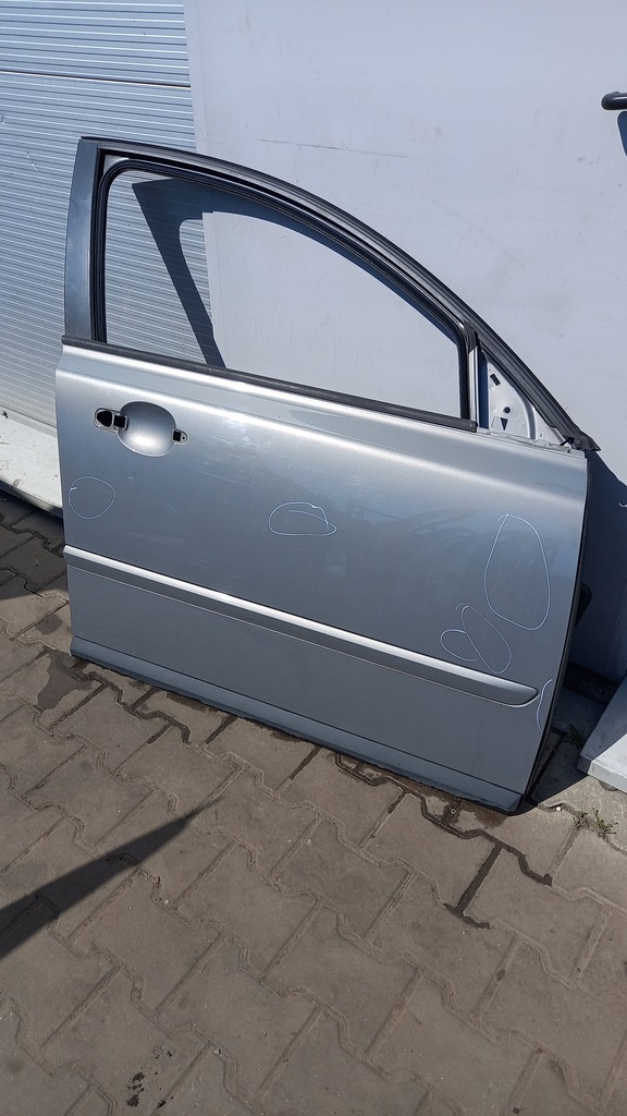 фото №1, Дверь правое перед volvo s40 04r
