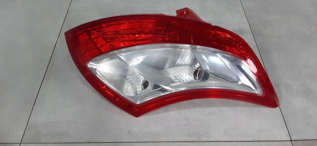 фото №1, Suzuki swift iv лампа правая задняя 3560368l02
