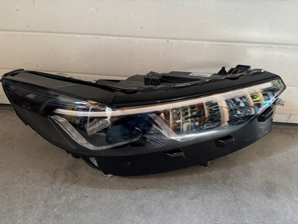 Купить Ford kuga mk3 рестайлинг  фара передняя правый  full led оригинал pv4b-13e016-af