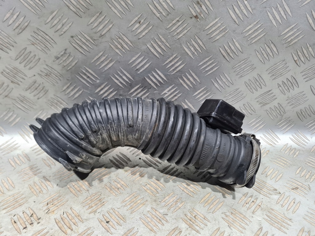 Купити Шланг труба патрубок повітря opel astra k 1.4 turbo