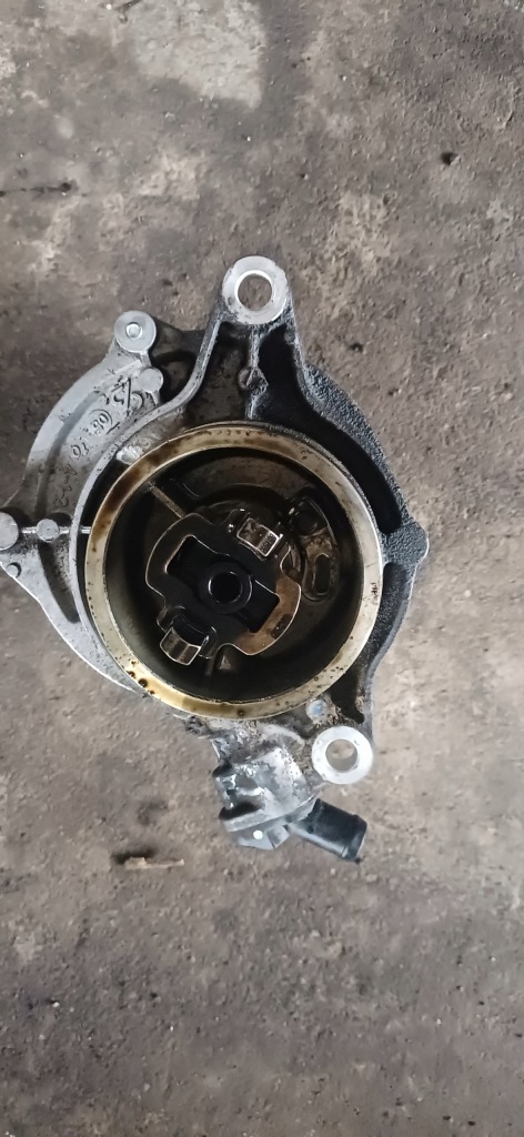 Купити Вакуум насос bmw e87 m47