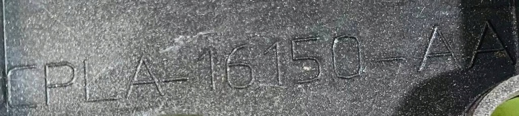 Кронштейн крепления крыла правый  верхний range rover sport l494 cpla16150ac Цена