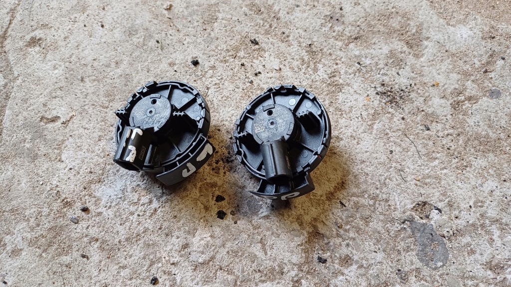 фото №1, Renault arkana датчик ударний 988332989r