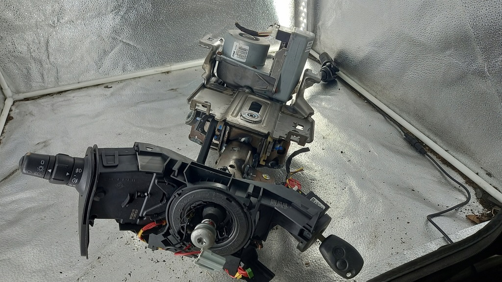 фото №1, Колонка рулевая renault clio 1.2b iii 07r