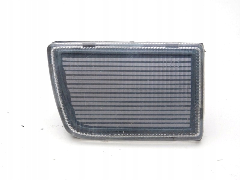 фото №1, R/23 vw golf iii отражатель бампера передний левый