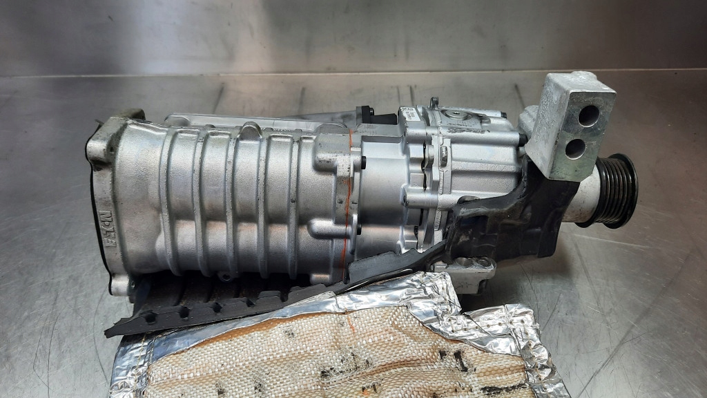 фото №10, Компрессор 31441265 31439783 volvo xc90 ii s60 iii v60 ii xc60 ii 2.0t