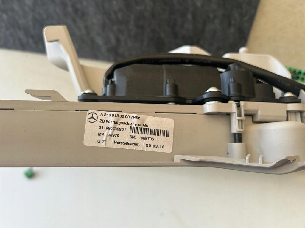 фото №7, Mercedes 213 потолок потолок блок двигателя ручка