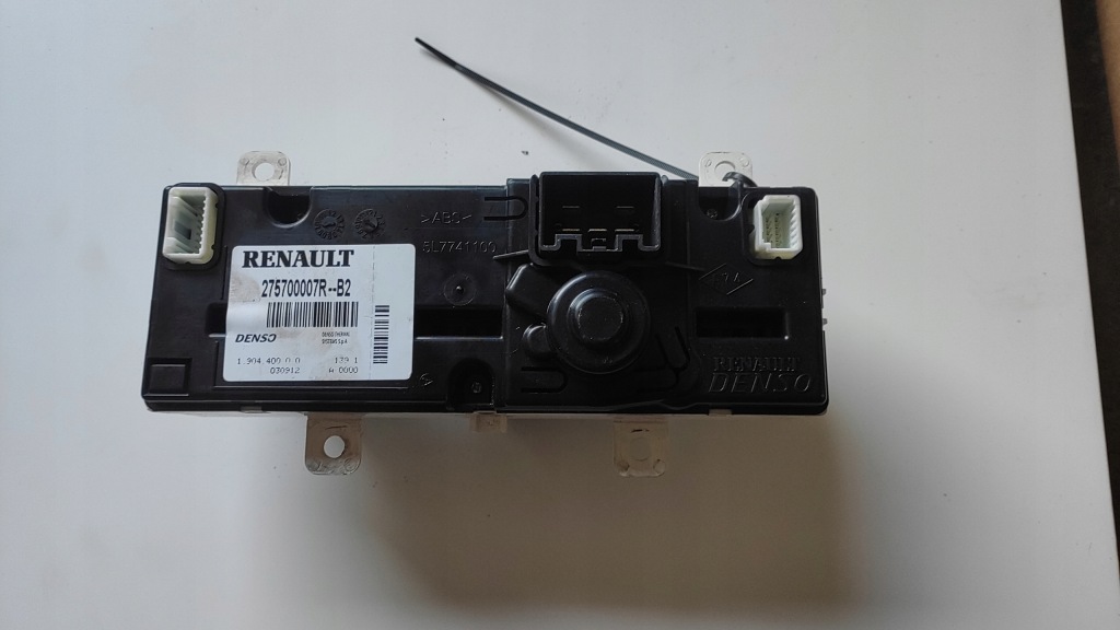 фото №3, Панель обдув кондиционера renault оригинальный номер 275700007r
