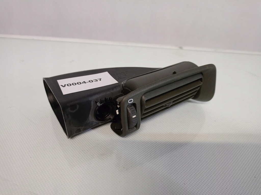 фото №4, Решітка обдув середина ліва volvo s80 i