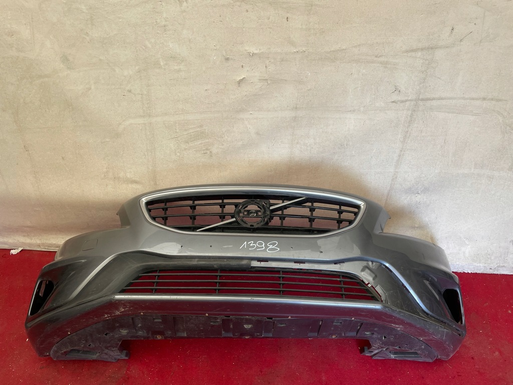 фото №1, Volvo v40 r design бампер перед передний volvo v40 r design 12- bez отверстий