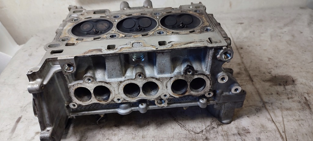 фото №15, B-max 12r fiesta mk7 1,0 ecoboost головка вали 117tk cm5g6090gc