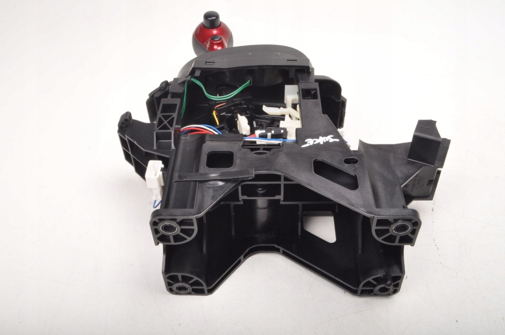 Nissan juke f15 рестайлинг  кулиса  кулиса коробки передач anglik с Разборки