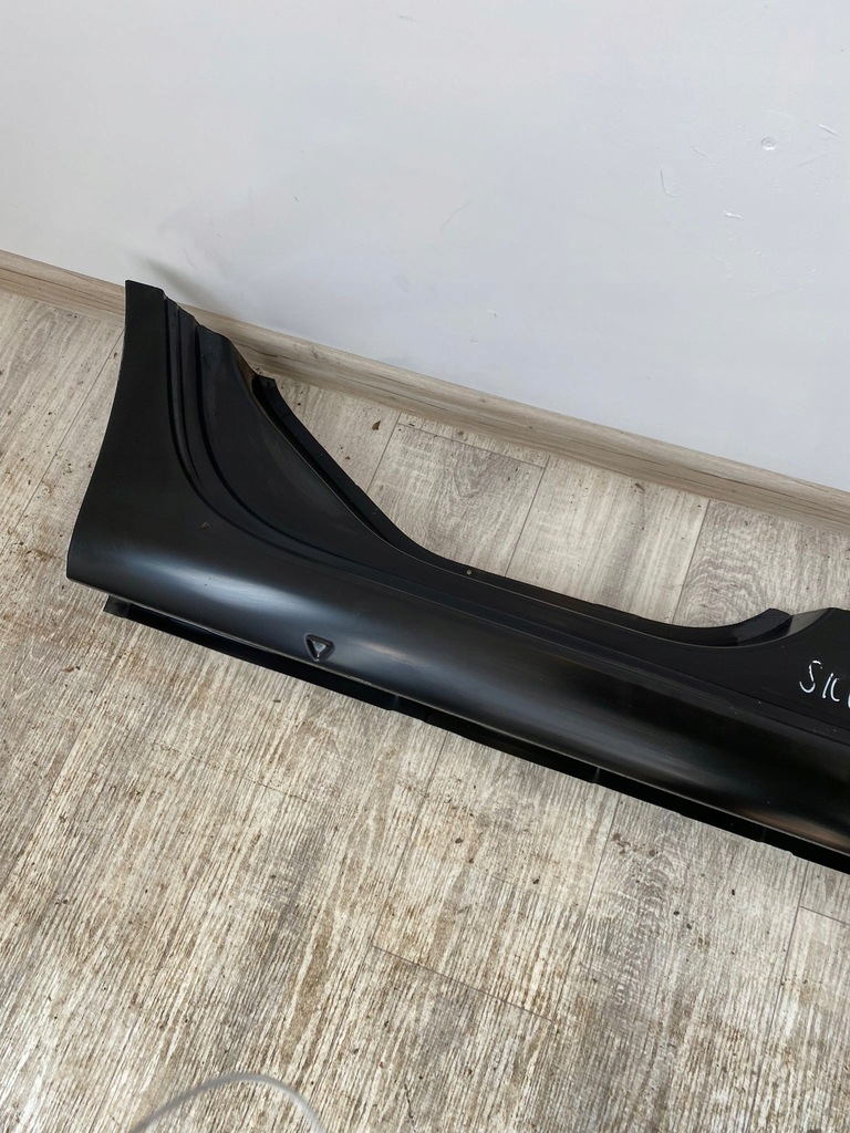 фото №8, Обшивка порог правое skoda scala