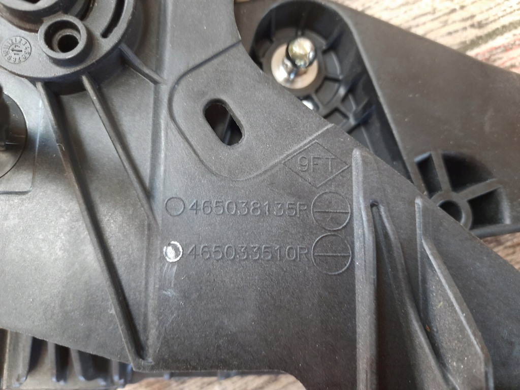 фото №10, Dacia sandero ii 0.9 tce педаль газа тормоза сцепления комплект