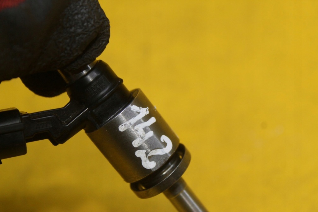 Форсунка інжектор qashqai juke renault clio iv 1.2 tce hra2 h8201438013 Київ