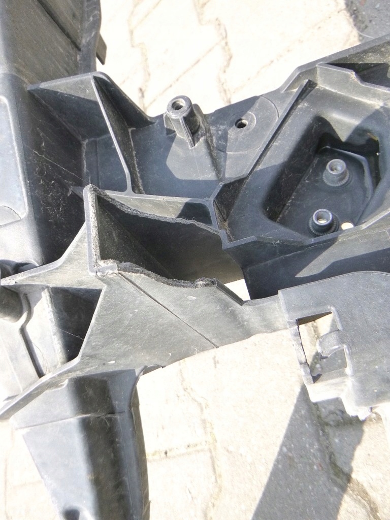 фото №2, Audi q7 pas передній 4l0805594