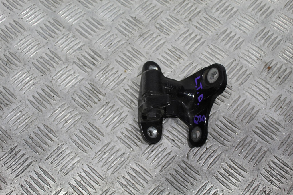 фото №1, Петля дверь левый задняя нижний infiniti q30