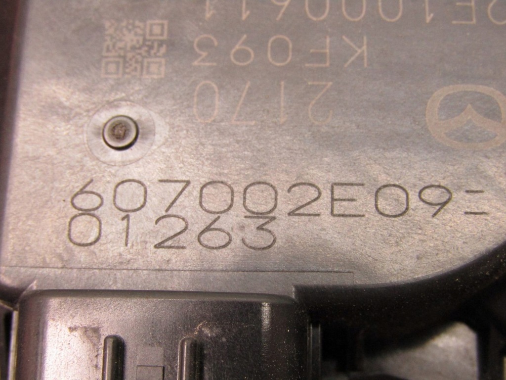 фото №10, Mazda 3 bp iv 2.0 21r дроссельная заслонка воздуха pe2713640