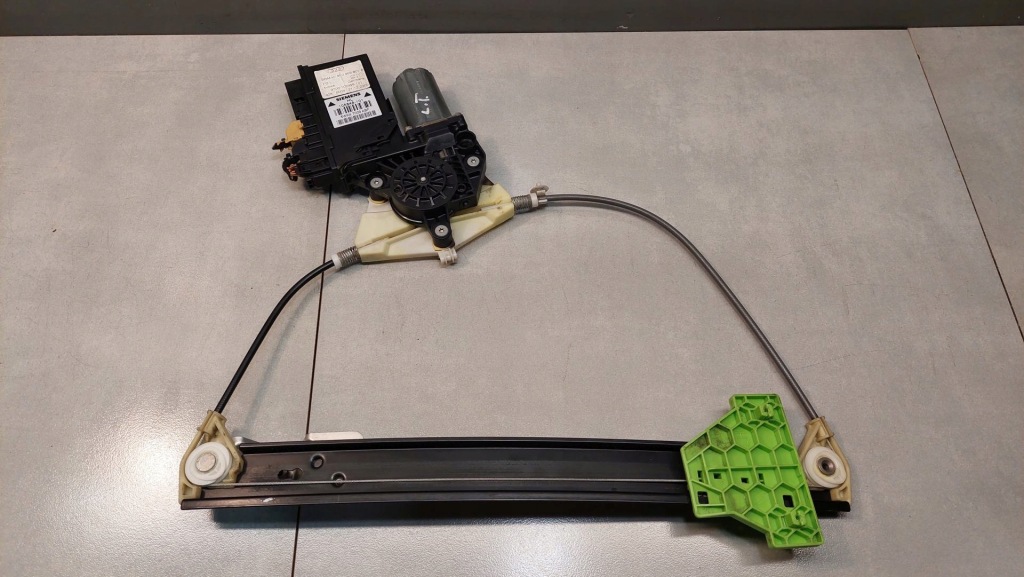 фото №1, Подъемник стекло левый задняя audi a4 b6 8e0959801a