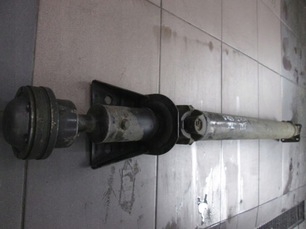 фото №3, Wał привідний задня mercedes w163 2.7 cdi автоматична коробка передач