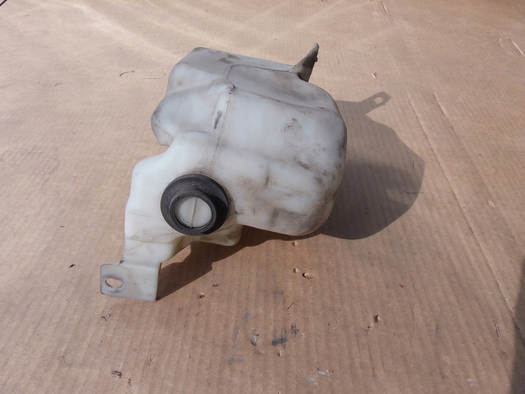 фото №5, Бак омывателя 1j0955543b audi a3 8l 1.6 benz