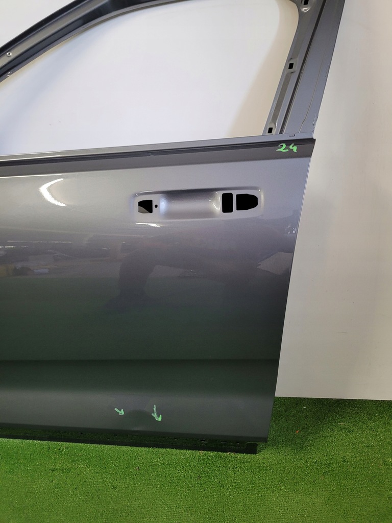 фото №7, Polestar 2 ii дверь левая передние левый перед