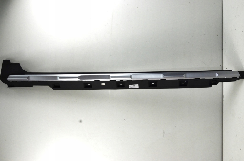 фото №1, Vw passat b8 alltrack молдинг порог правая 3g9853856b