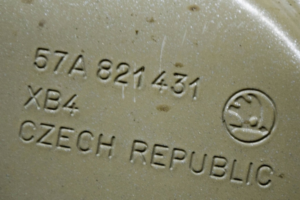 фото №6, Skoda karoq nu7 передний левый крыло кронштейн держатель 57a821431 2020