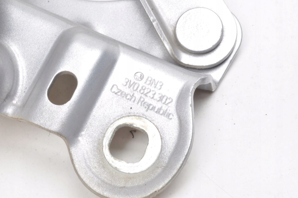 фото №7, Skoda superb iii петля капот 3v0823301 комплект