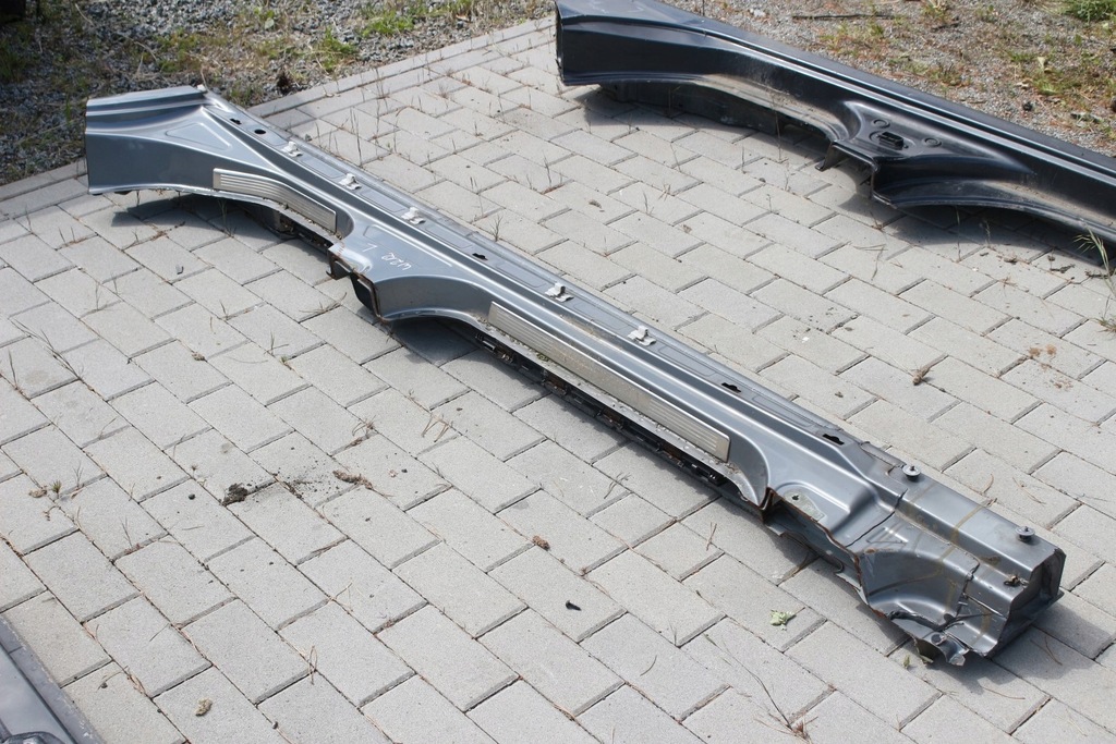 фото №5, Левый порог mercedes e-klasa w212