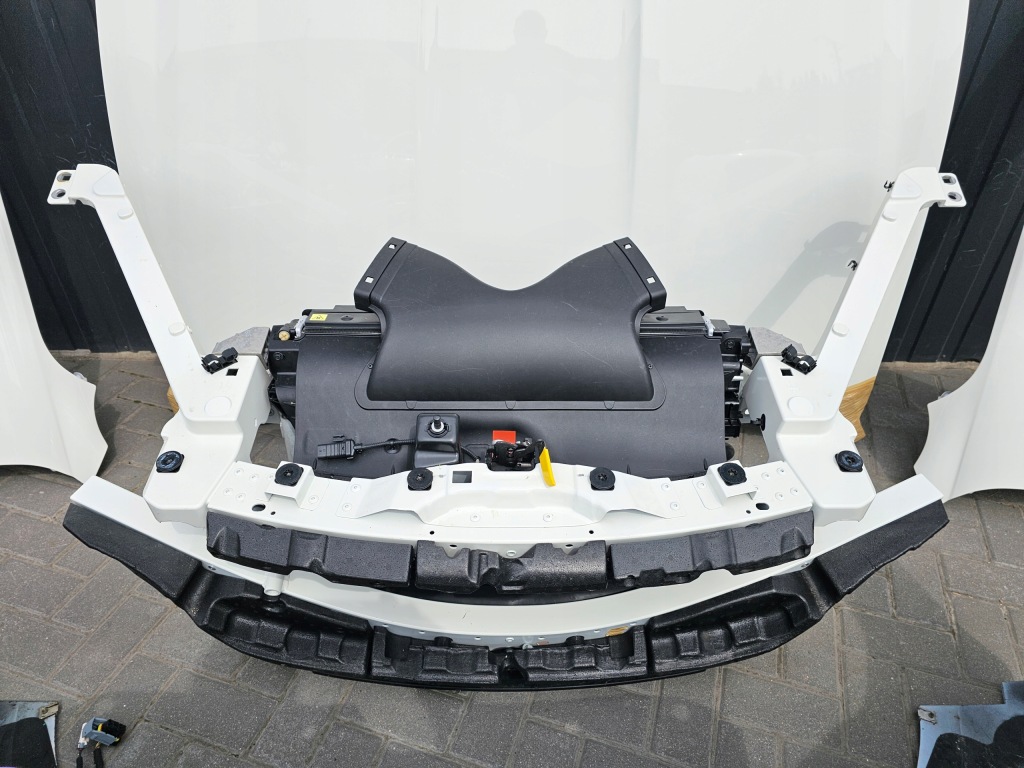 фото №6, Maserati quattroporte перед капот крыло бампер full led