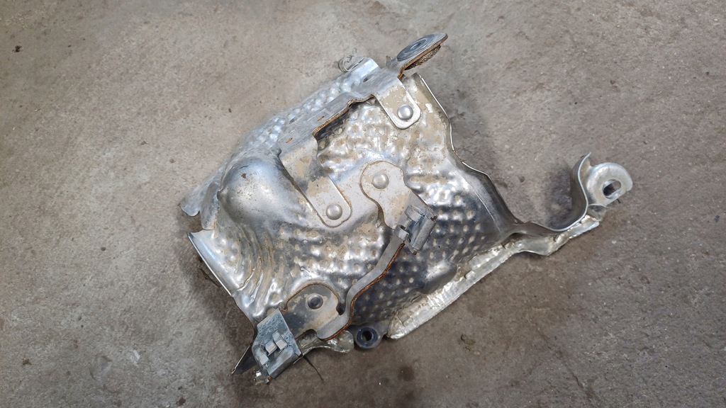 фото №1, Renault clio v 19- 1.0 tce защита тепловая 144505331r