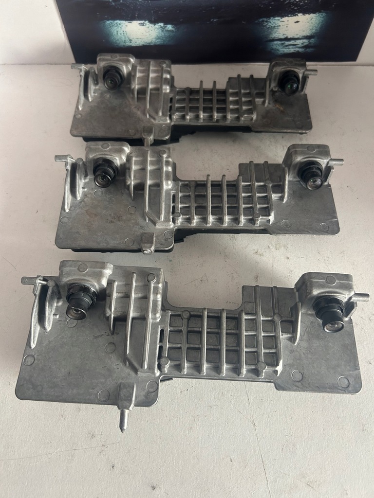 фото №1, Mercedes s klasa w223 ассистент поперечина камера a2239006128