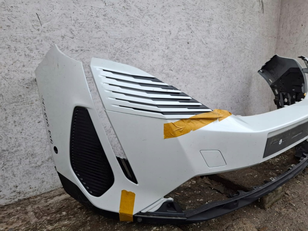 Peugeot 3008 5008 2 рестайлинг  9836768577 бампер перед с Разборки