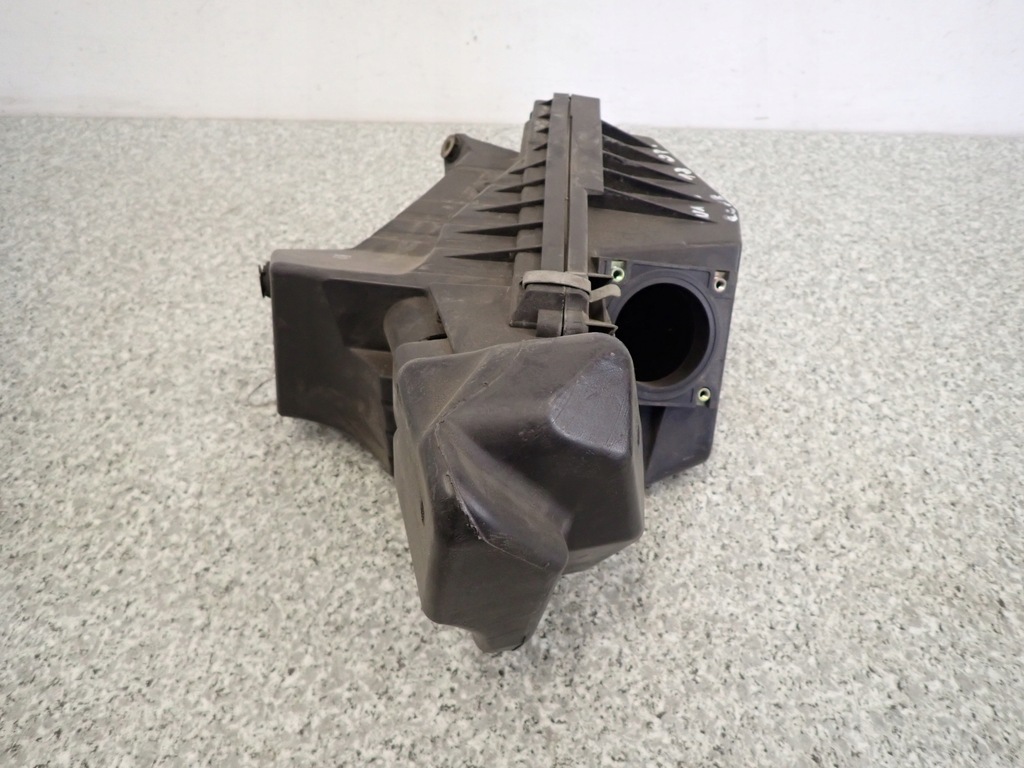 фото №6, Nissan almera n16 03-06 корпус фильтра воздуха