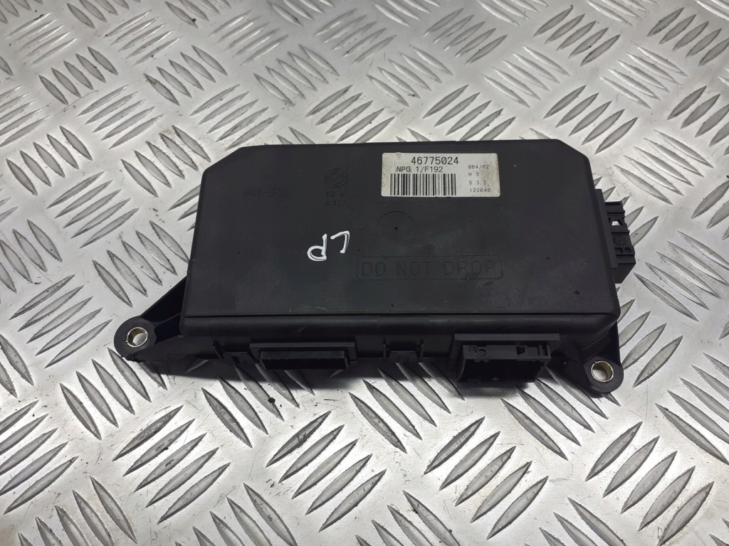 фото №1, Модуль дверь левый перед fiat stilo 46775024