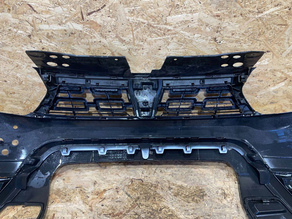 фото №7, Dacia duster ii 2 17-21 бампер перед передний решётка радиатора