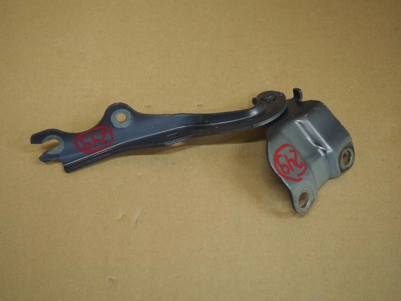 фото №1, Петля капот правый mazda 6 ii gh