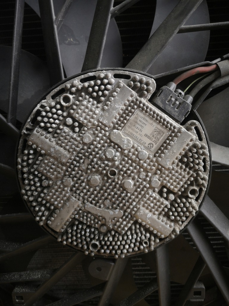 фото №12, Bmw f02 750 i радиатор вентилятор комплект охладитель