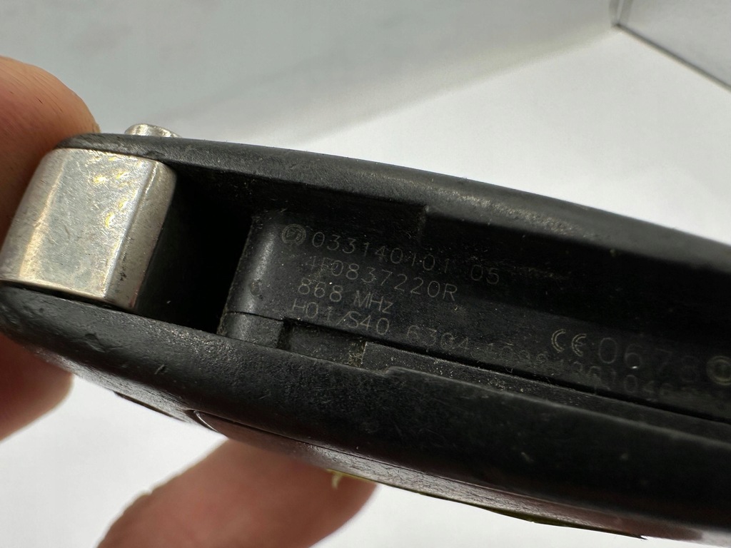 фото №7, Ключ ключ pilot audi a6 c6 s6 c6 868mhz 4f0837220r