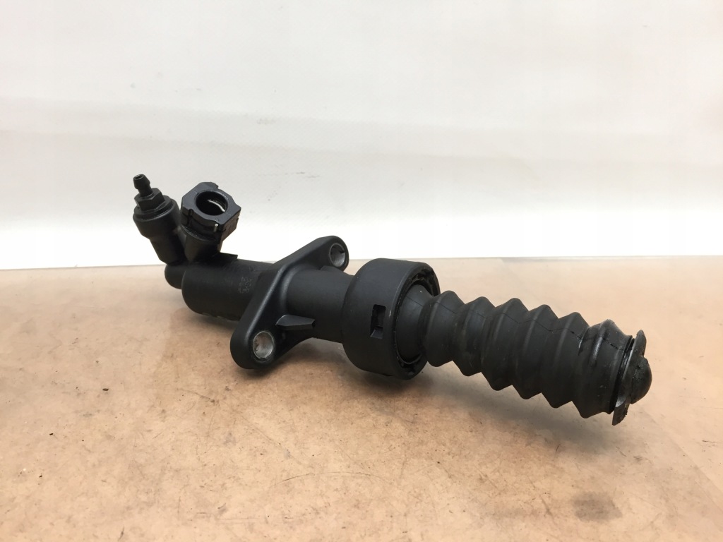 фото №1, 5008 3008 i 2.0hdi цилиндр сцепления помпа сцепления